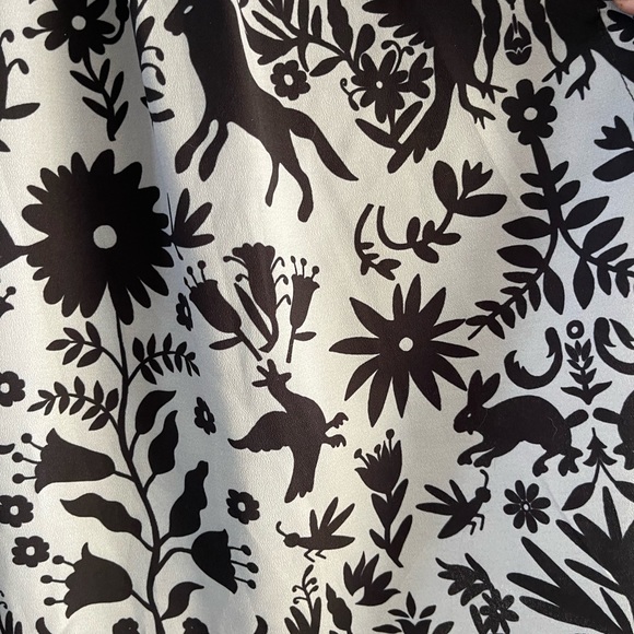 eShakti XL 18 flora and fauna pintuck pleat tunic - Picture 11 of 14